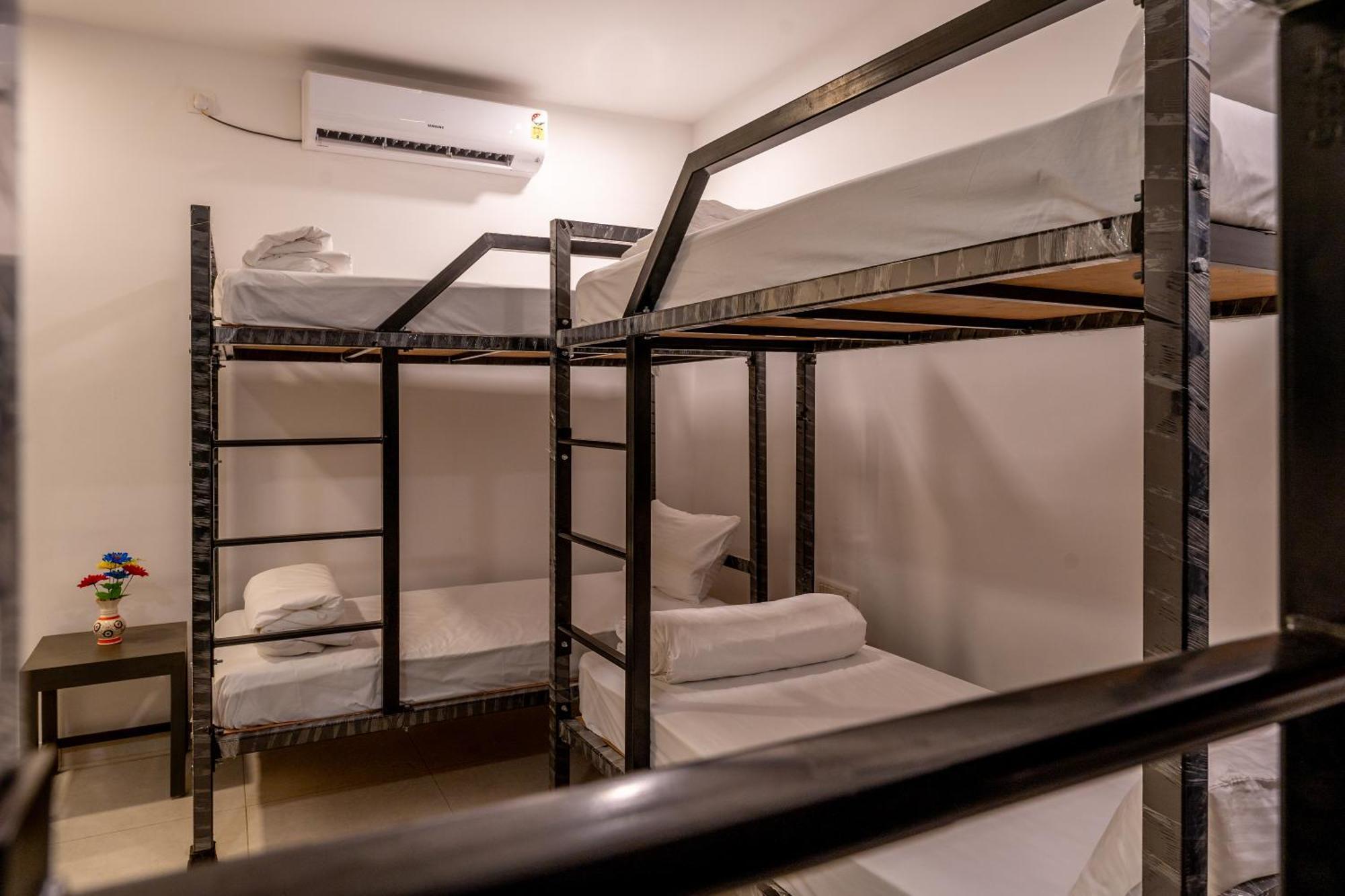 Downtown Arambol - The River Side Hostel المظهر الخارجي الصورة