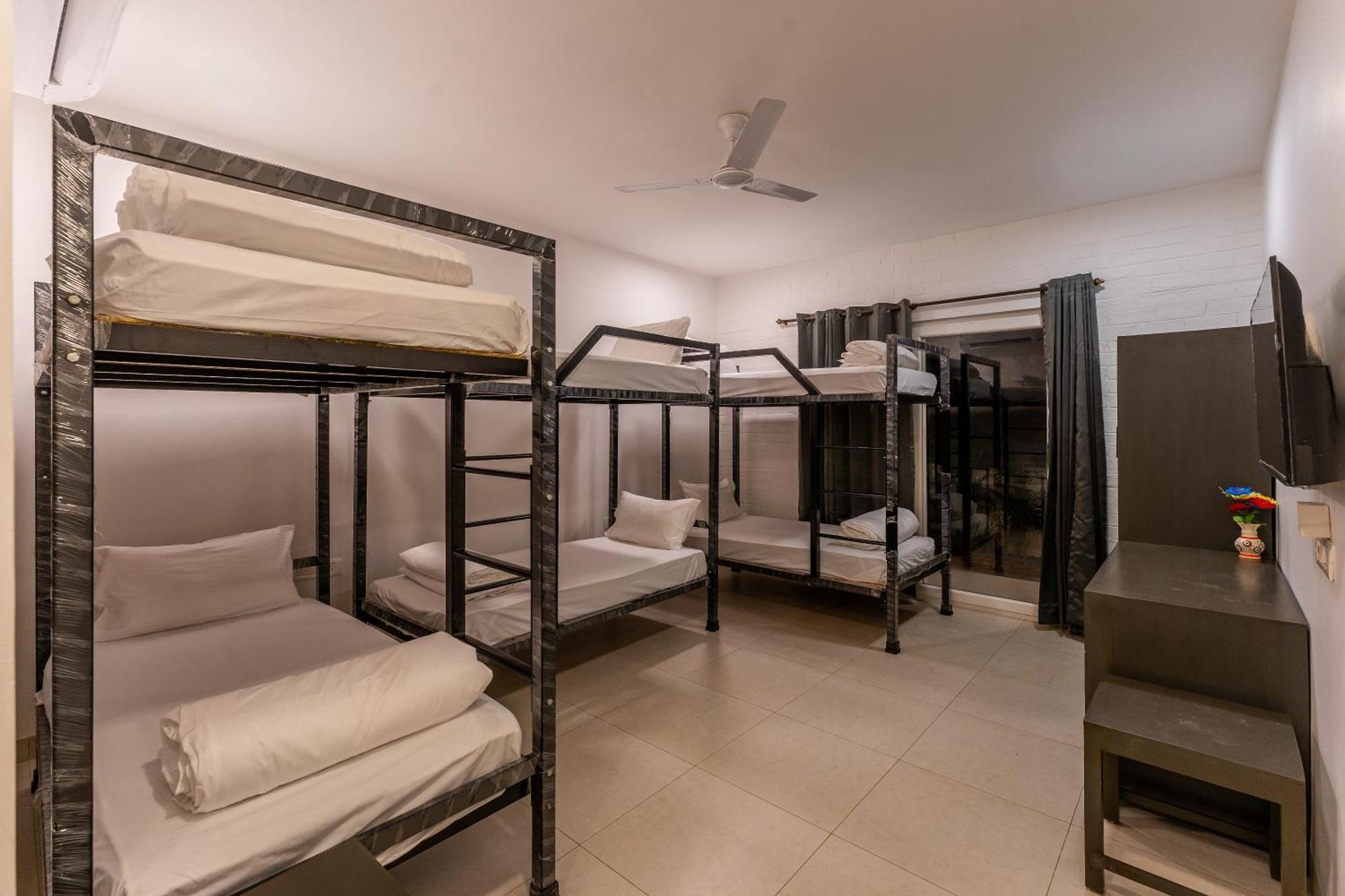 Downtown Arambol - The River Side Hostel المظهر الخارجي الصورة